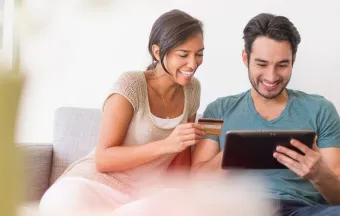 MasterCard (Standard, Gold, Platinum) / Visa-Card (Standard)